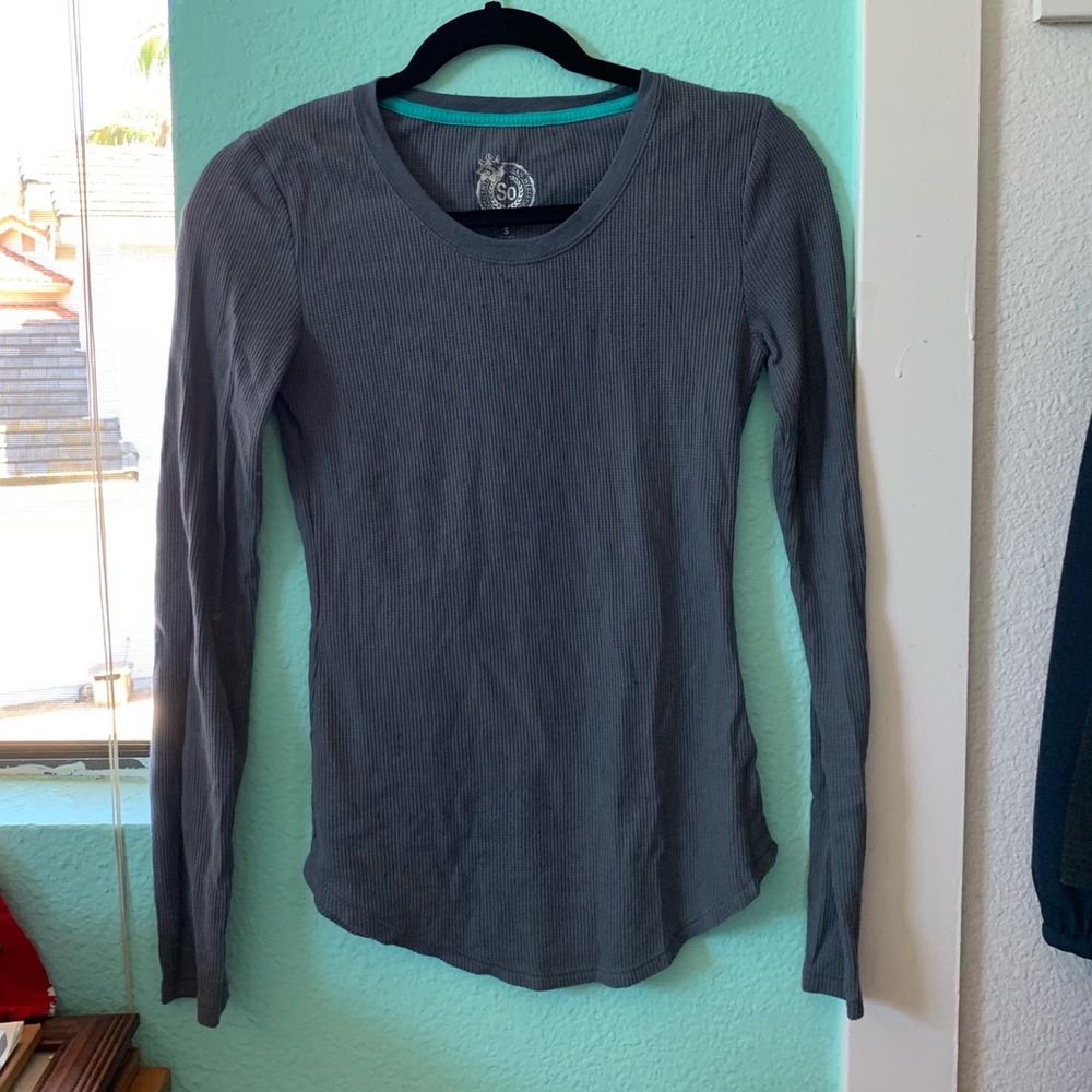 Grey long sleeve